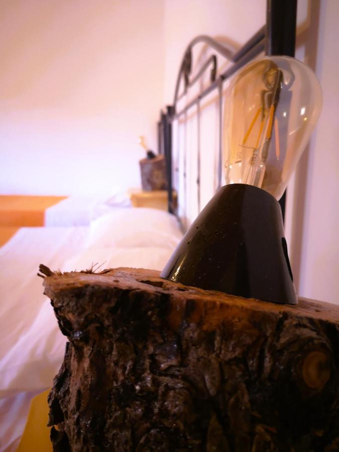 B&B Tobia'S House Giuggianello Bagian luar foto