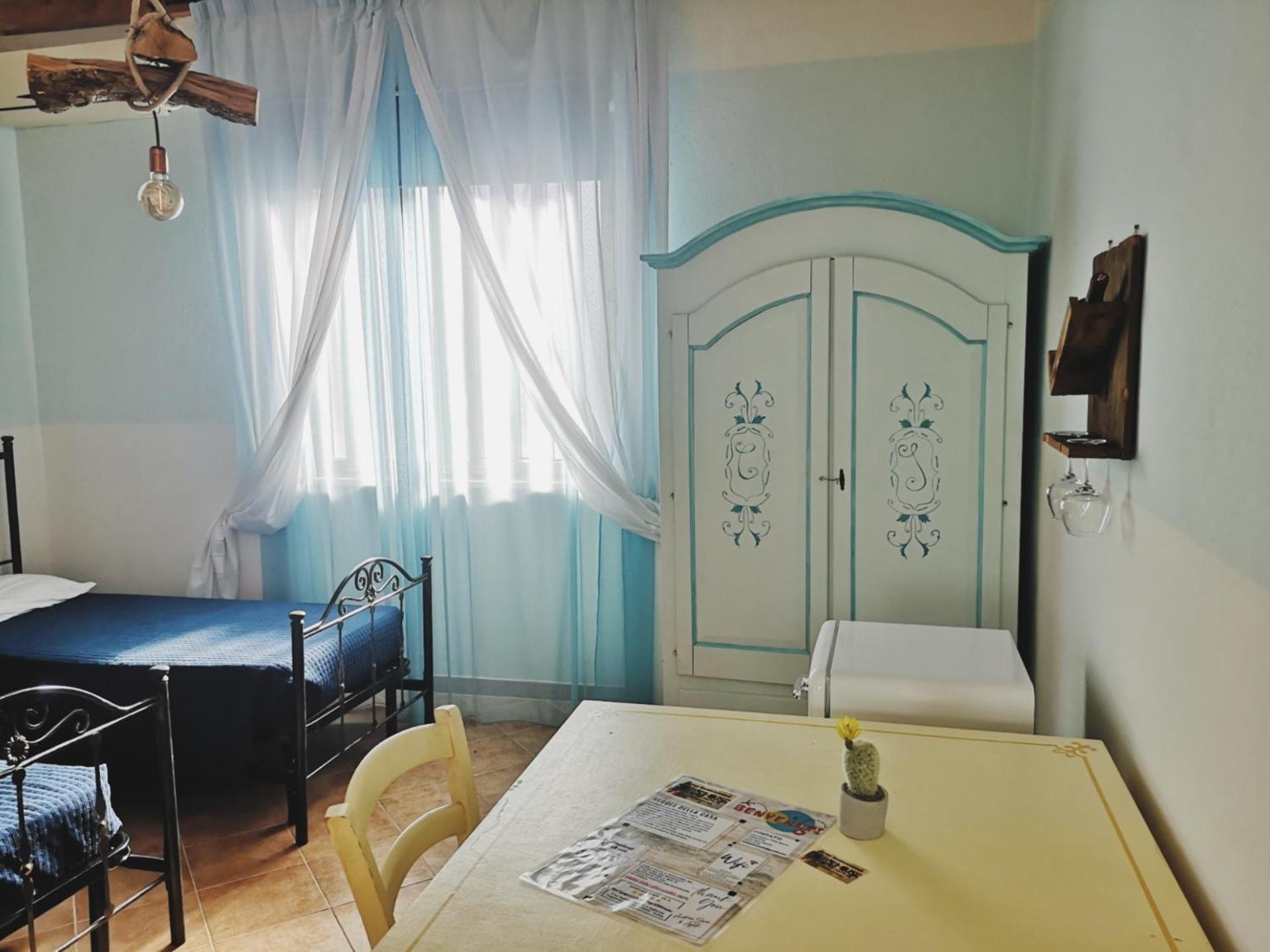 B&B Tobia'S House Giuggianello Bagian luar foto